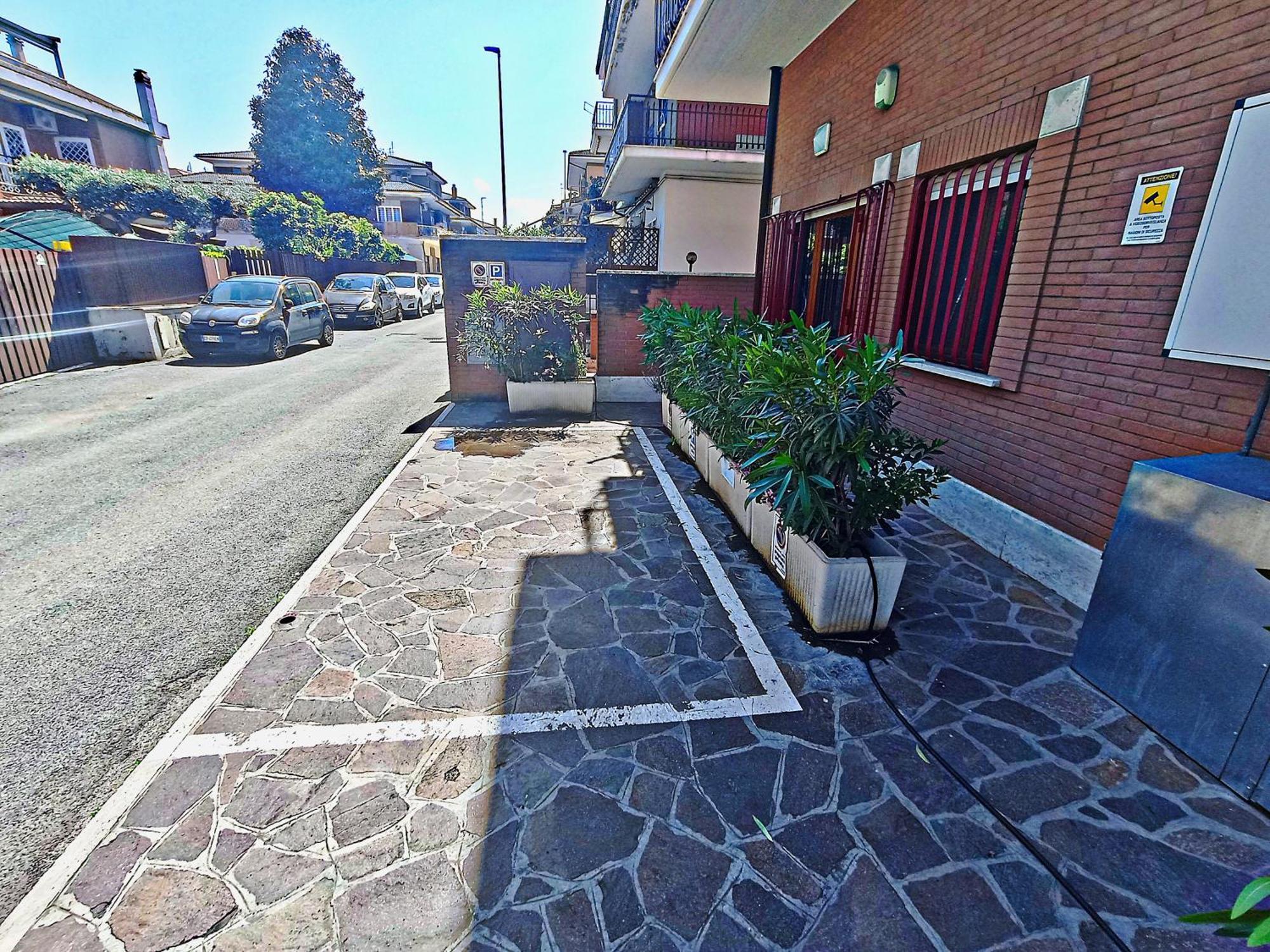 Top Apartment Roma 2 Bagian luar foto
