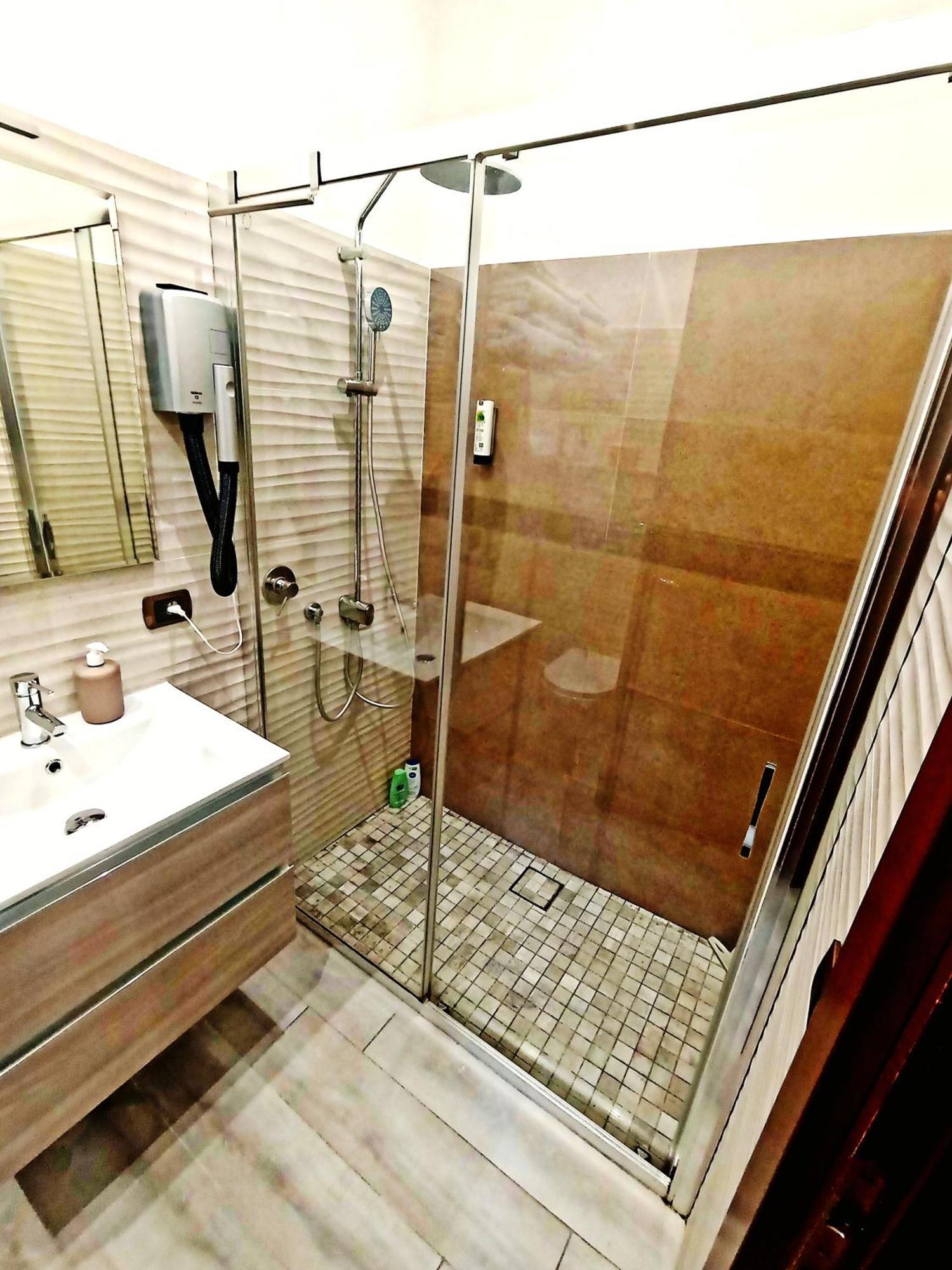 Top Apartment Roma 2 Bagian luar foto