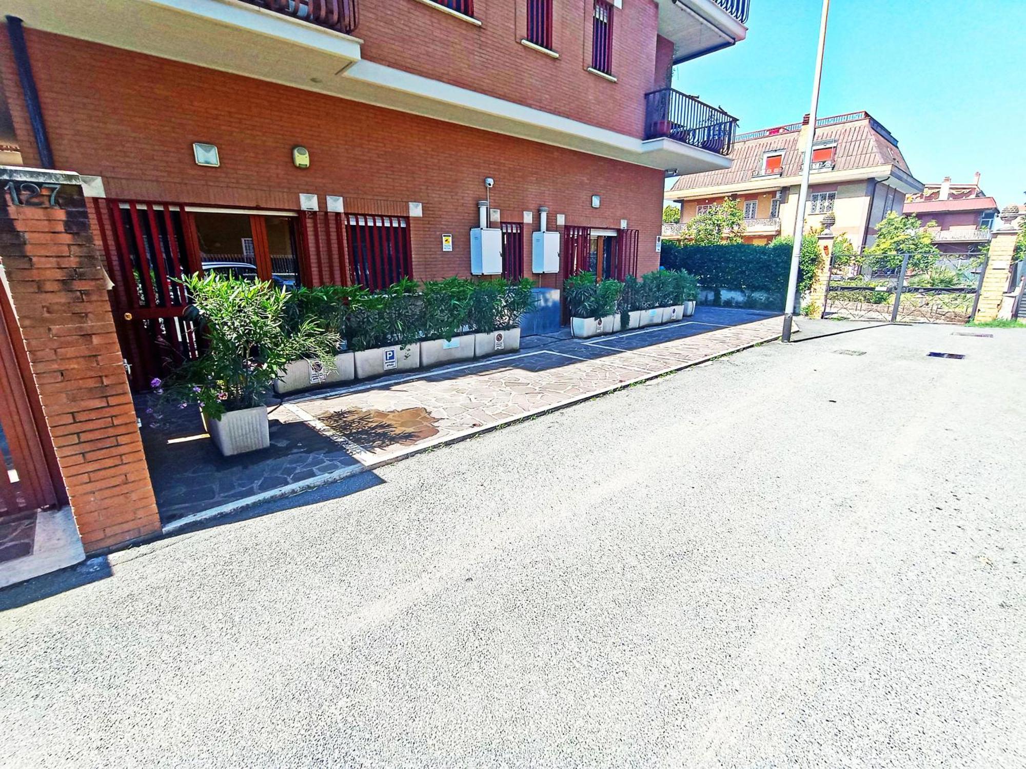 Top Apartment Roma 2 Bagian luar foto