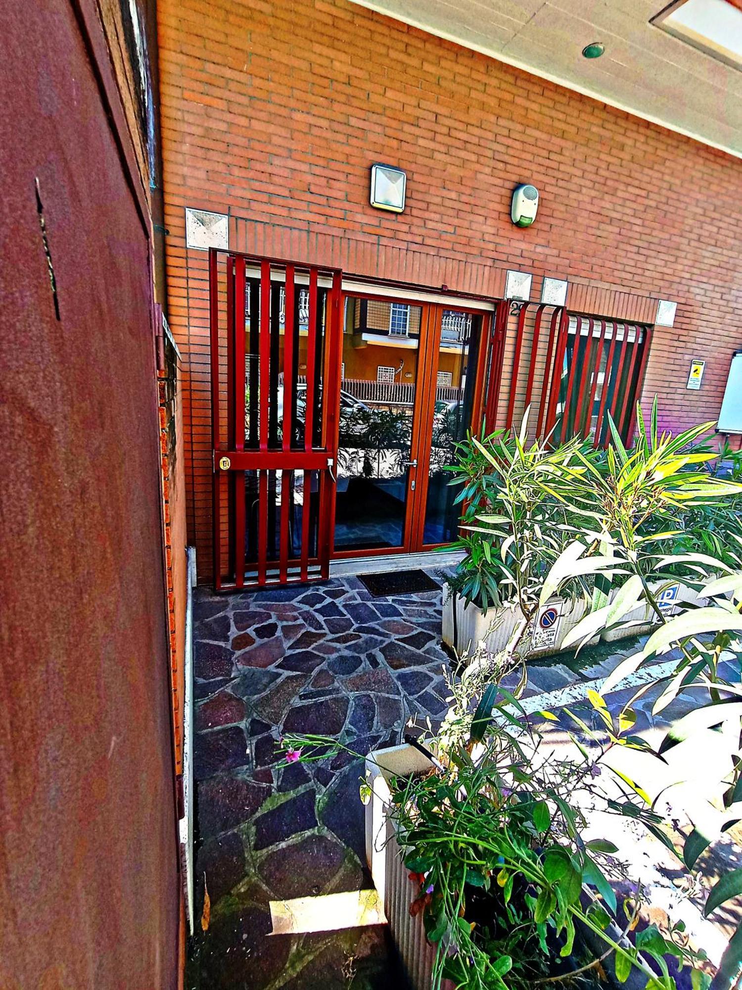 Top Apartment Roma 2 Bagian luar foto